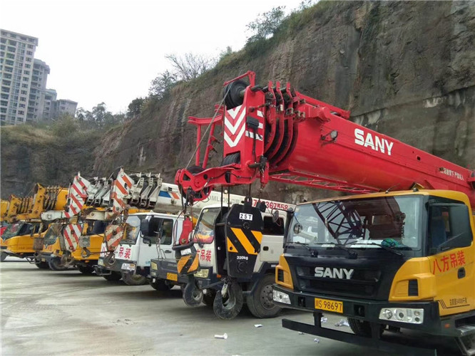 龙湾区吊车出租按什么计费？台班费、单次费、里程费怎么算？