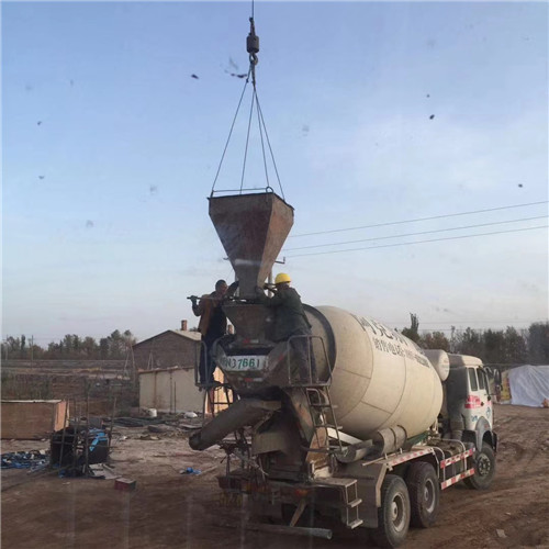 龙湾区“精准瞄准”—— 吊车的 “定位导航” 技术