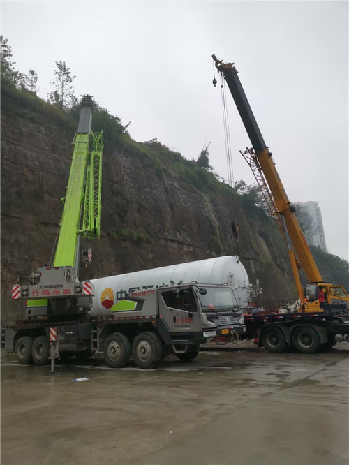 龙湾区“不怕风雨冻”—— 吊车的 “恶劣环境适应” 技术